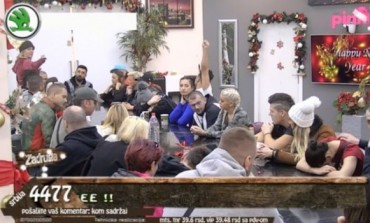 Ona za 10 dana ulazi u Zadrugu, a kada je ugledaju na vratima i muškarcima će se zatresti pantalone! (FOTO)