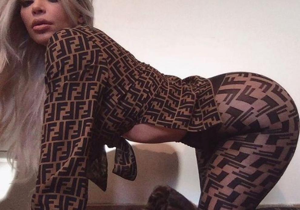 Kim izbacila uvis G*ZU U NAJLONKAMA! Htjela da pokaže skupu garderobu, svi gledali nešto drugo! (FOTO)