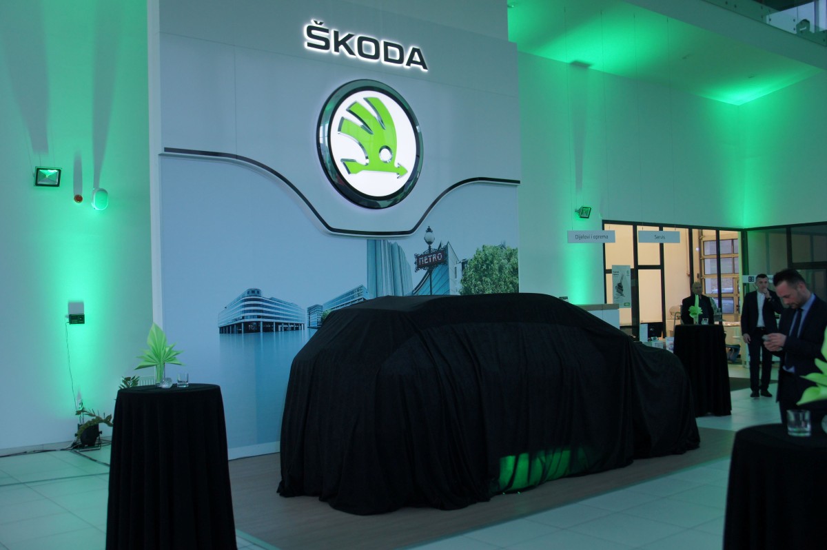Trideset godina grupacije Bunjo obilježeno spektakularnim otvaranjem salona “Triab Škoda”