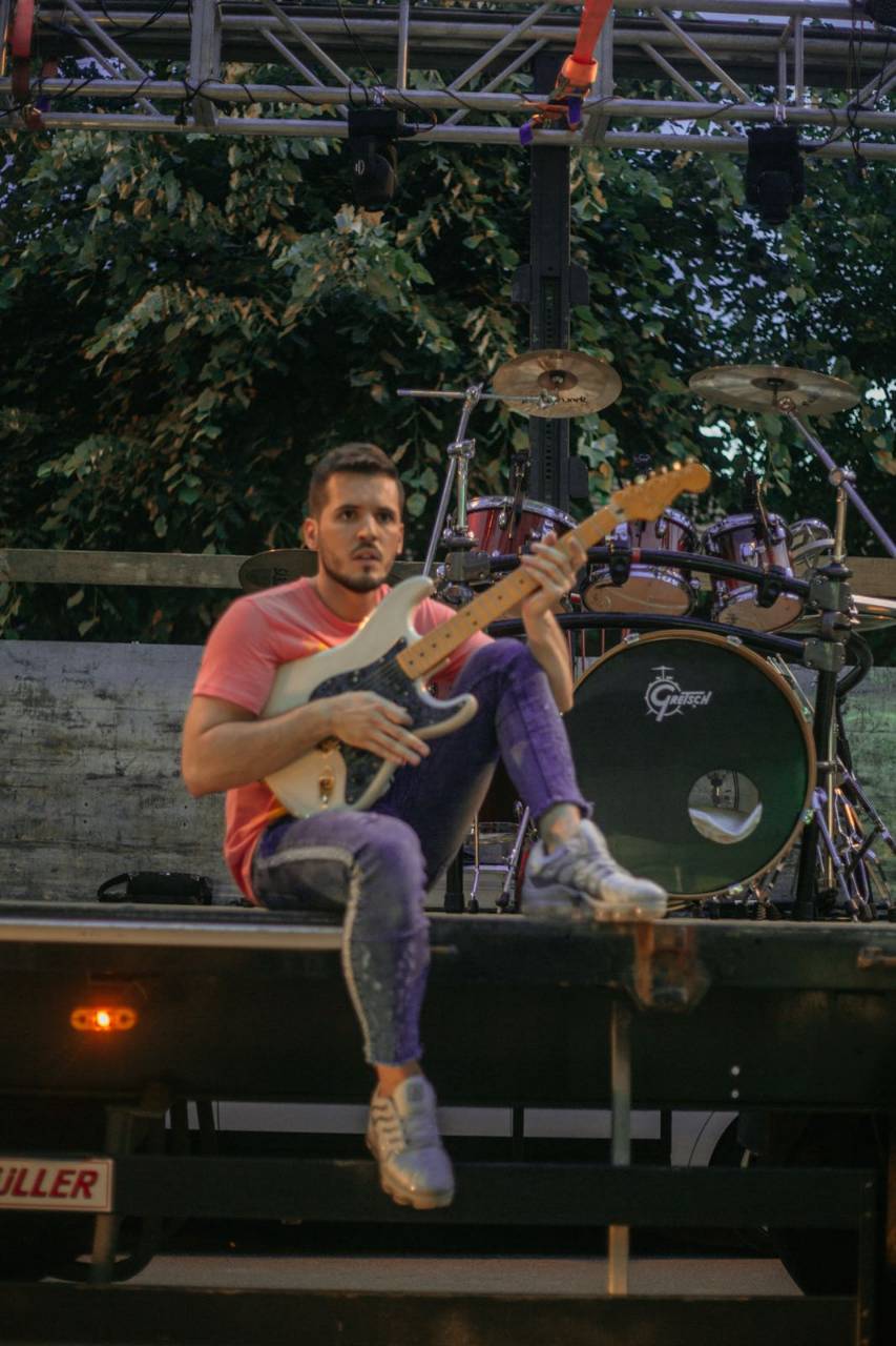 Amil Lojo napisao ljetni hit za Harisa Skarepa (VIDEO)