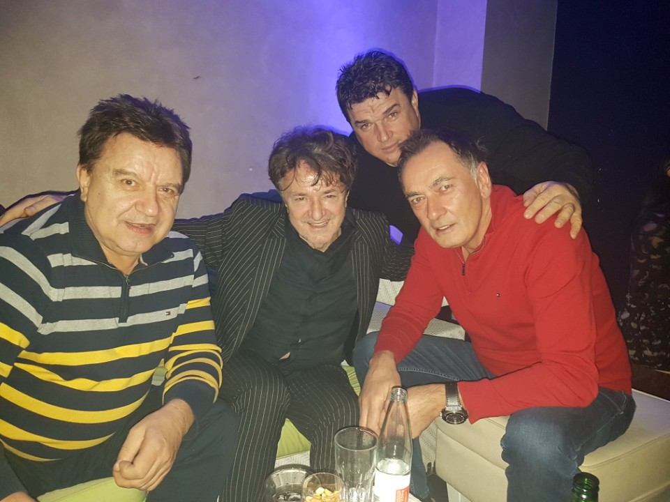 Goran Bregović u noćnom provodu sa Senadom Hadžifejzovićem i Elvirom Bolićem