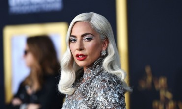Lady Gaga u modnoj kombinaciji koju svi komentarišu!