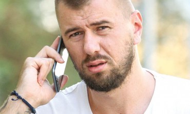 'NARKOMANČINO RASPALA, K*RAĆU TE KAD TAD' Bojan Tomović isprovocirao Janjuša: Učesnik Zadruge 3 ga SAHRANIO ZA SVA VREMENA! Pogledajte ŠOK PREPISKU! (FOTO)