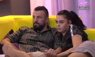 IGRA SE SA NJENIM EMOCIJAMA? Vladimir POLJUBIO Minu pa je ostavio samu i otišao kod Mione, ONA ZATEČENA! (VIDEO)