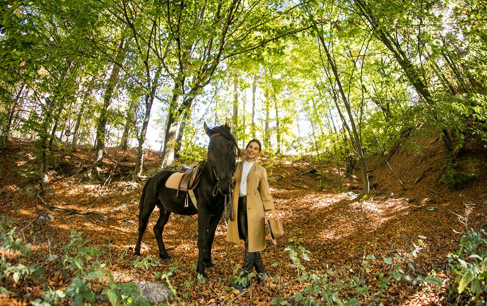 Četiri godišnja doba i sestre Bektić kroz objektiv fotografa Daria Matića