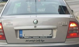 Taksista veseljak: Poruka na ovom automobilu mnoge je nasmijala