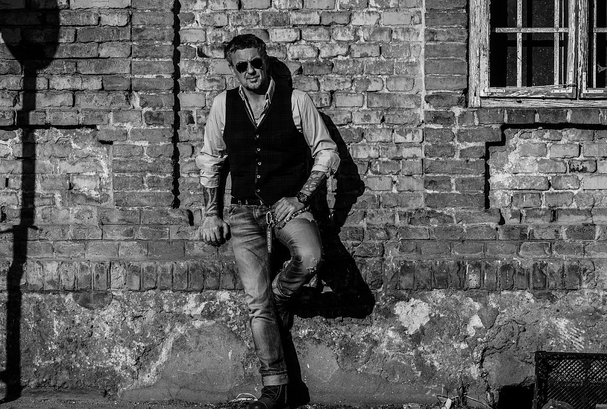 ‘Naša mala tajna’, nova pjesma Sandija Cenova! (VIDEO)