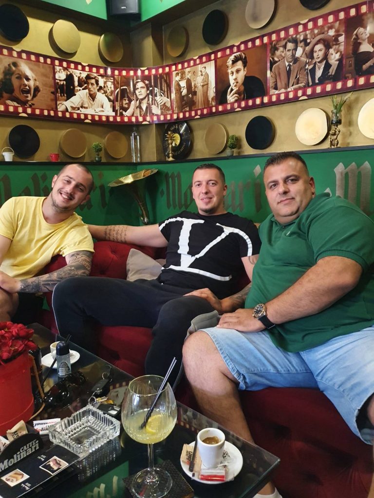 CAFFE MOLINARI Lukavac – Za Bajram besplatna kafa i baklava, vlasnici poručuju “Naše malo nekom znači mnogo”